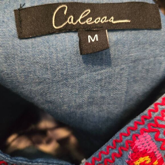 Caleoas Tunic Embroidered Top Aztec Bell Sleeve Shirt Women's Size Small - Picture 6 of 7